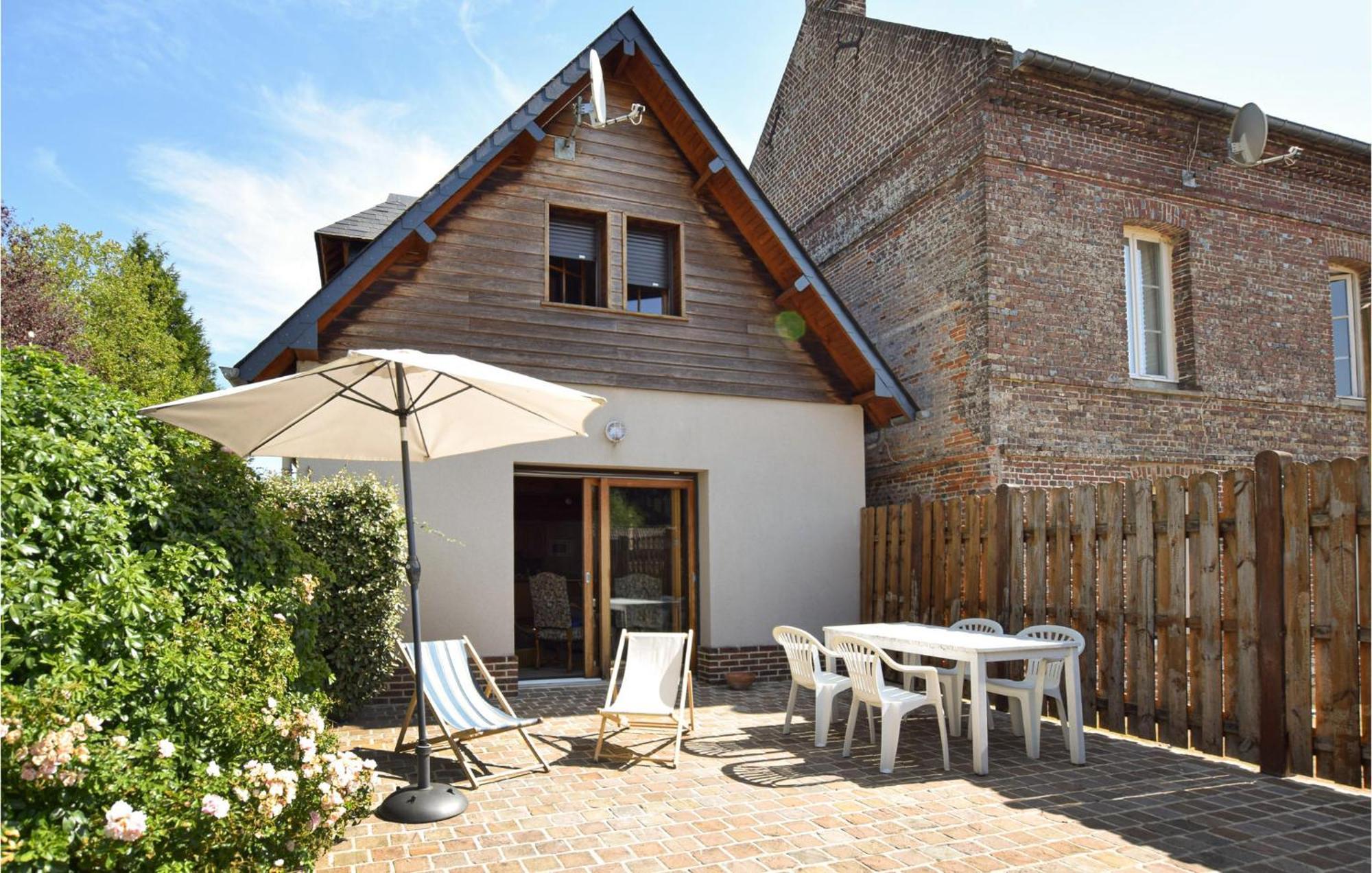 Beautiful Home In Le Bourg-Dun With Kitchen Exteriér fotografie