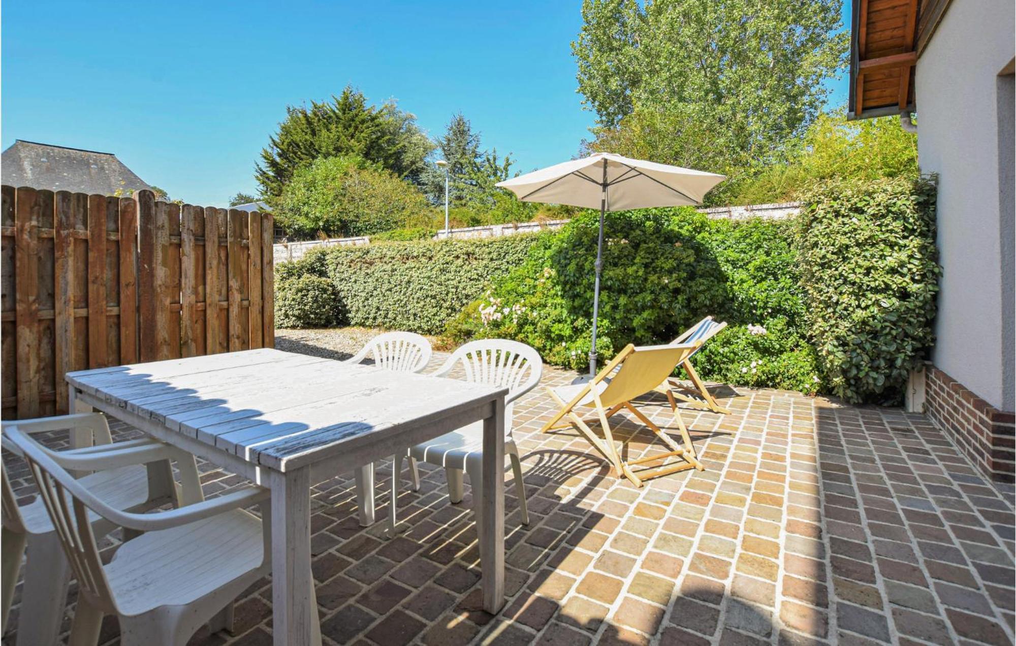 Beautiful Home In Le Bourg-Dun With Kitchen Pokoj fotografie